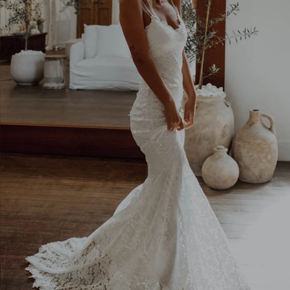 Wedding dress
